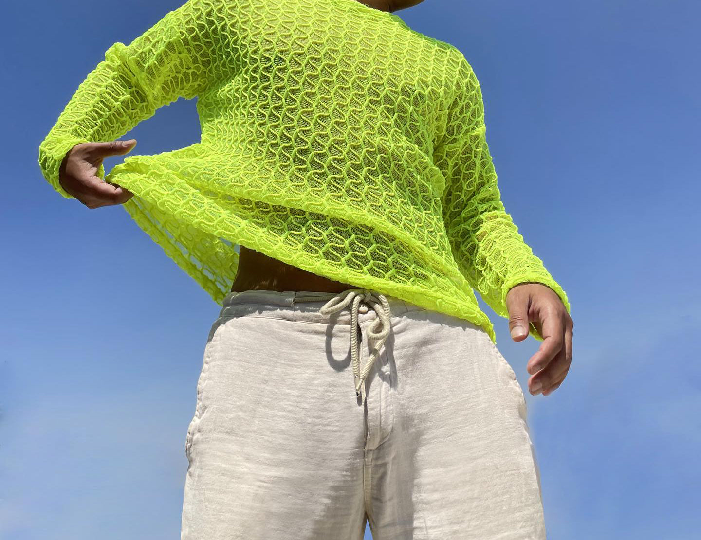 NEON DROP SHOULDER CREW-NECK TOP