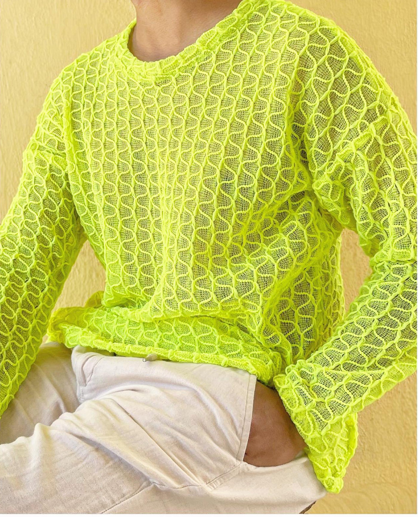 NEON DROP SHOULDER CREW-NECK TOP